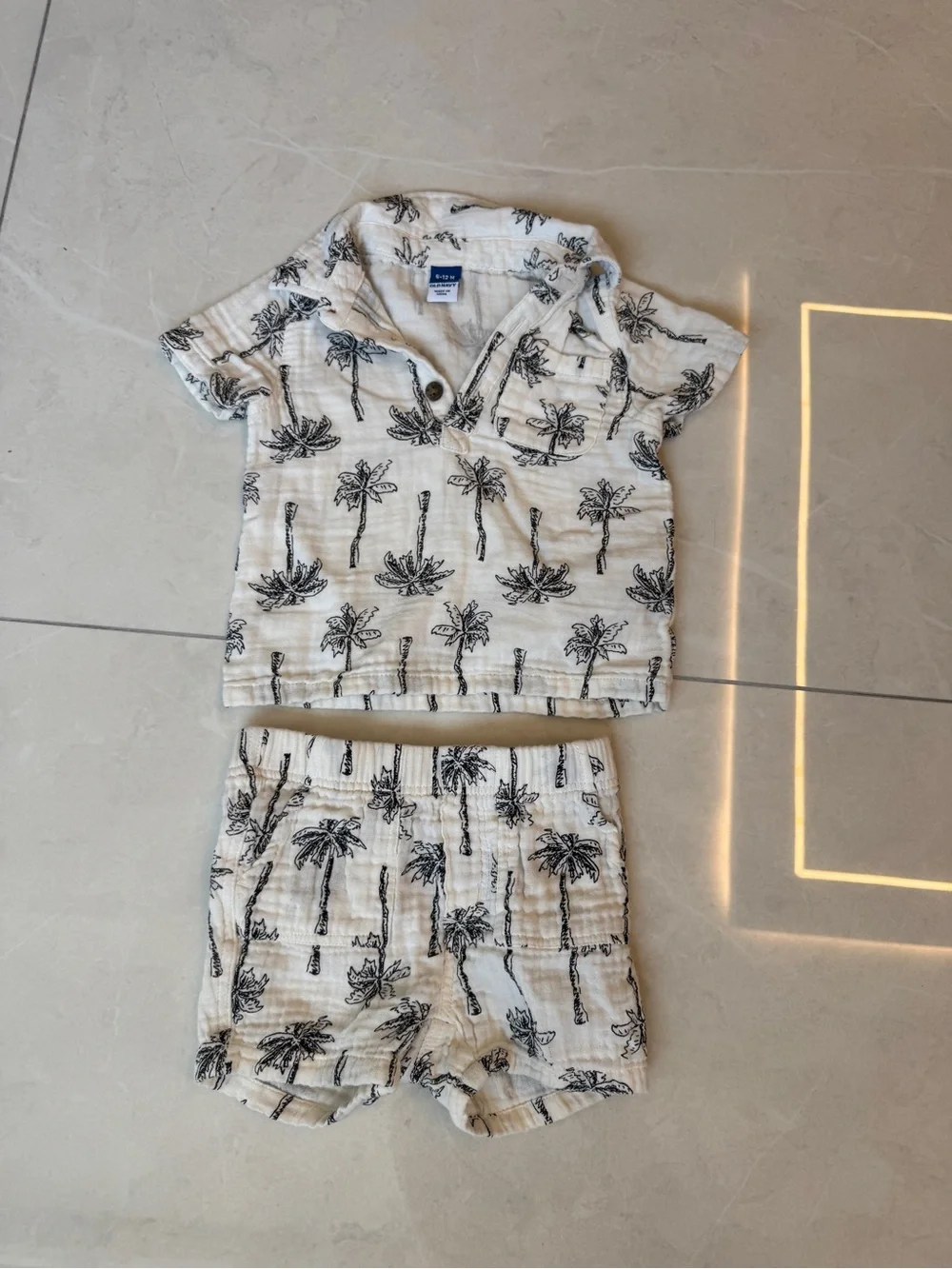 Old Navy Double-Weave Polo Shirt & Shorts Set for Baby.